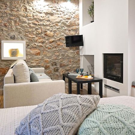 Pyrgos Houses And Restaurant Авгонима Экстерьер фото