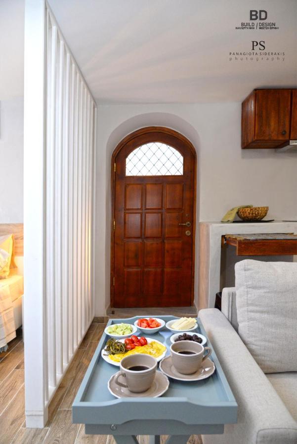 Pyrgos Houses And Restaurant Авгонима Экстерьер фото
